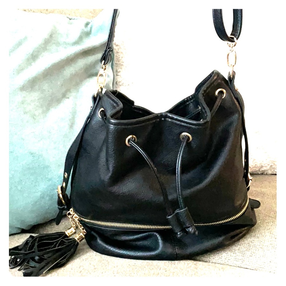 Black drawstring hobo bag - Picture 2 of 5